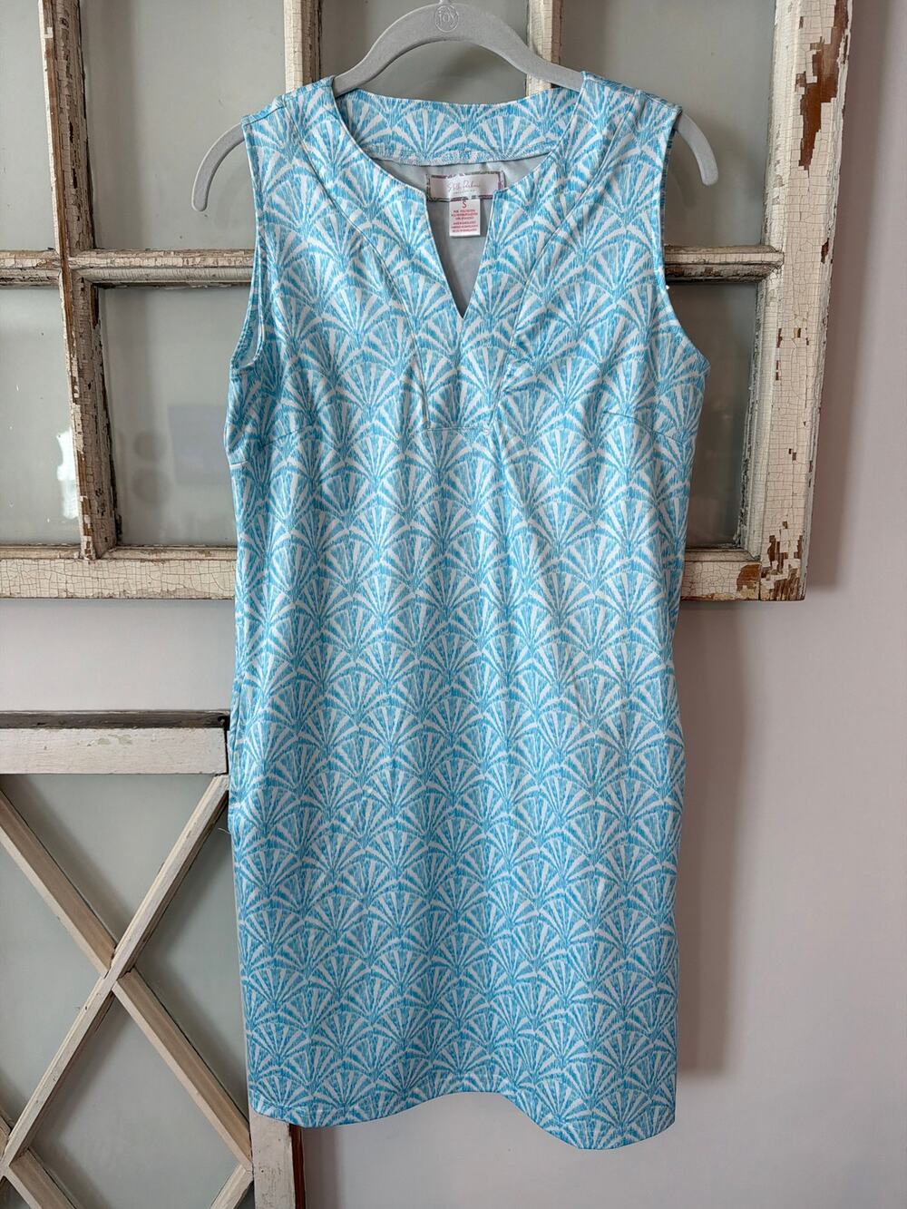 Stella Parker size small blue and white sleeveless dress with pockets